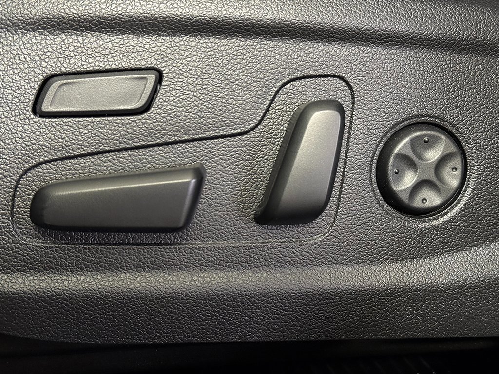 Used 2022 Hyundai Santa Fe Limited image 35