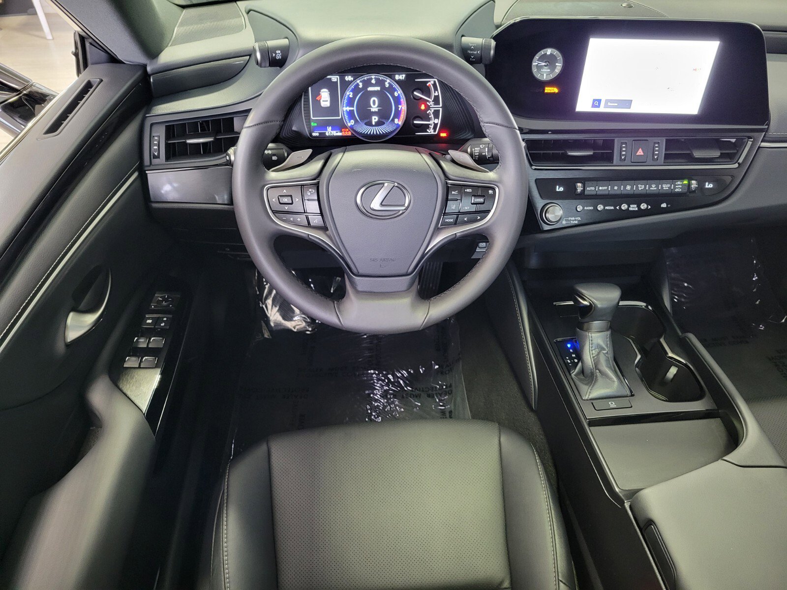 Certified 2025 Lexus ES 350 image 14