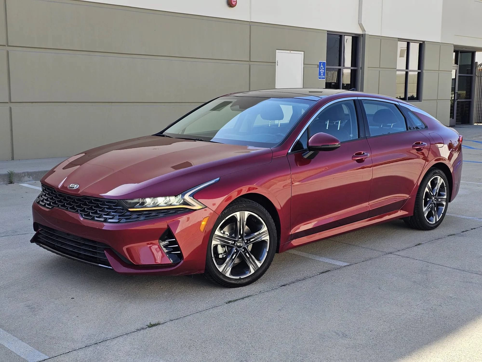 Used 2021 Kia K5 EX FWD image 1
