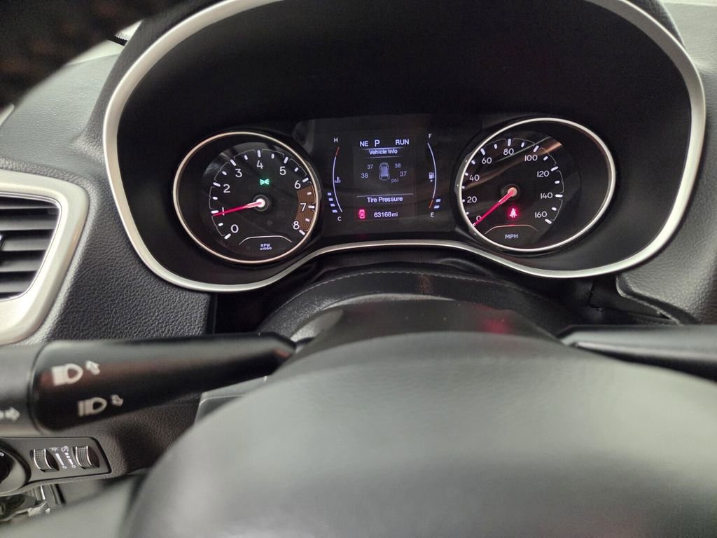 Certified 2020 Jeep Compass Latitude image 17