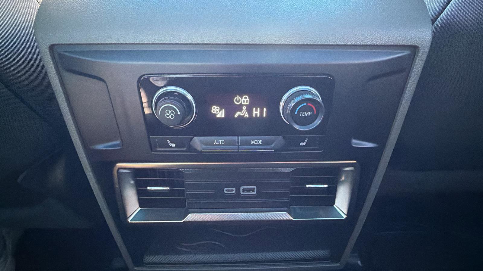 Certified 2024 GMC Hummer EV 3X w/ LPO, Illumination Package image 22