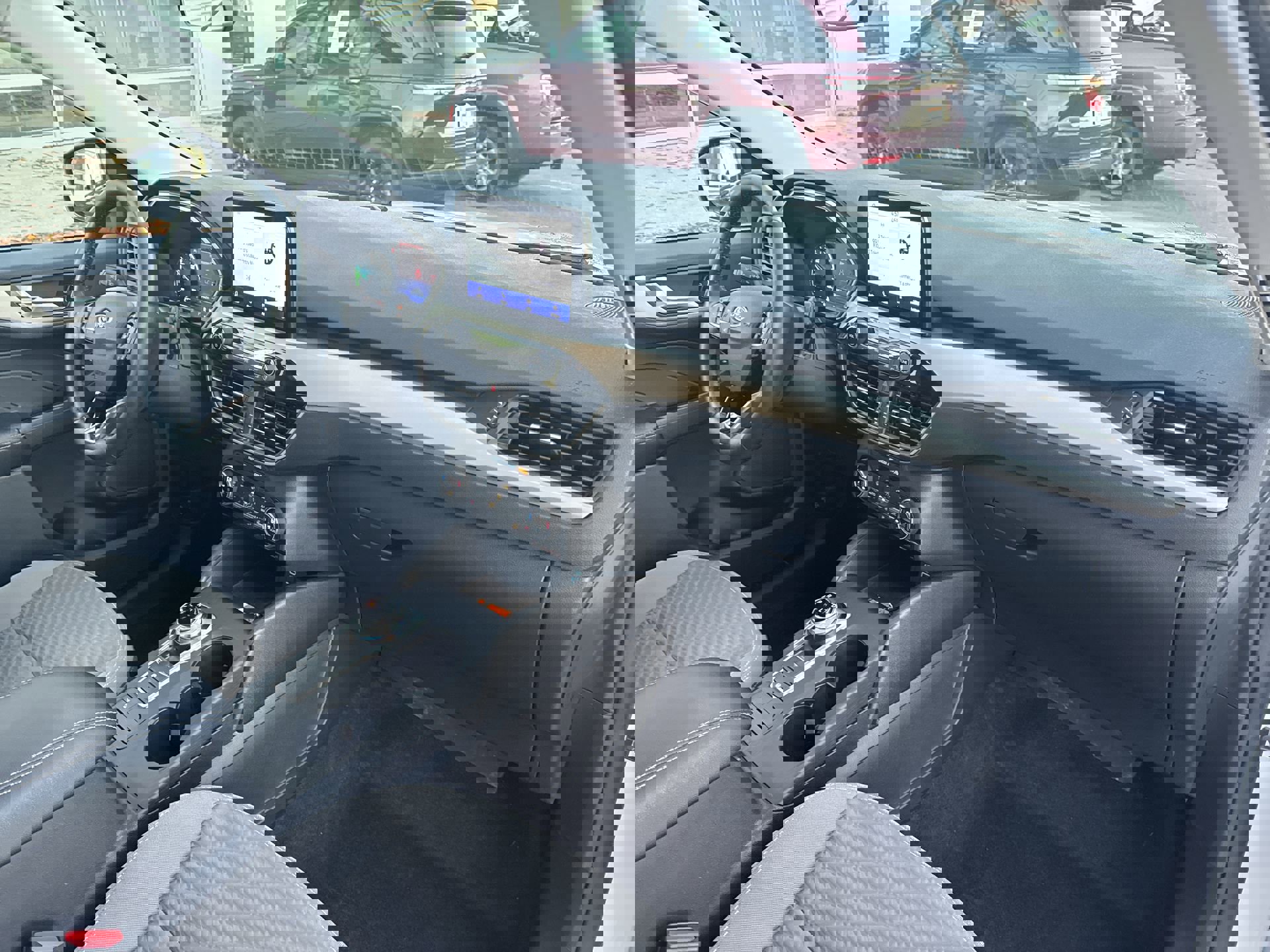 Used 2021 Ford Escape SE w/ Convenience Package image 27