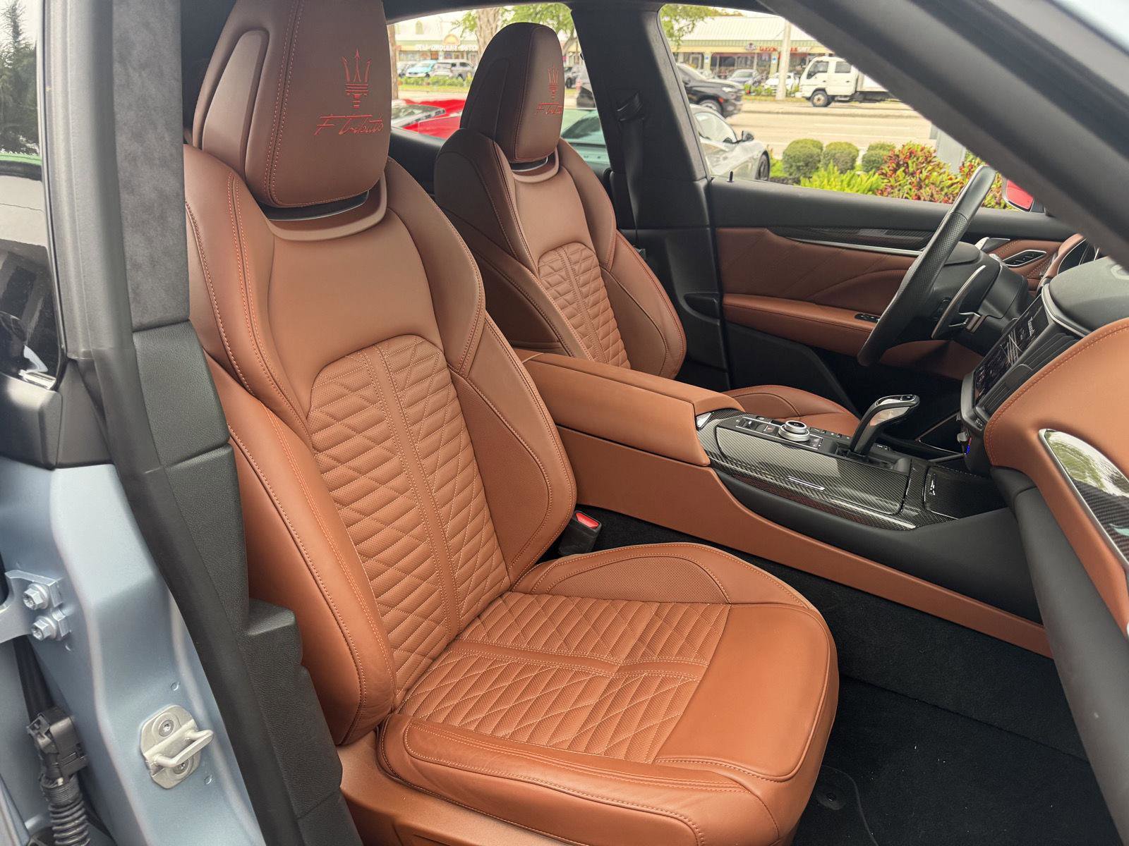 Used 2023 Maserati Levante F Tributo image 11