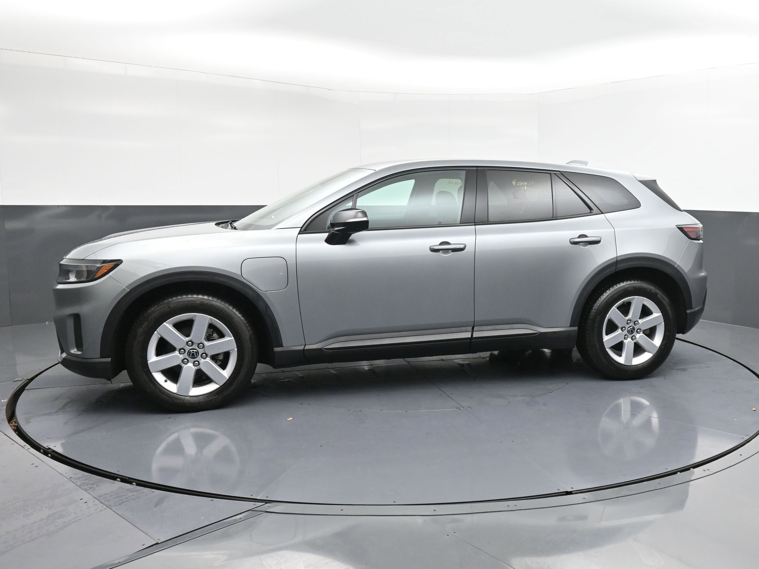 Used 2025 Honda Prologue EX image 5