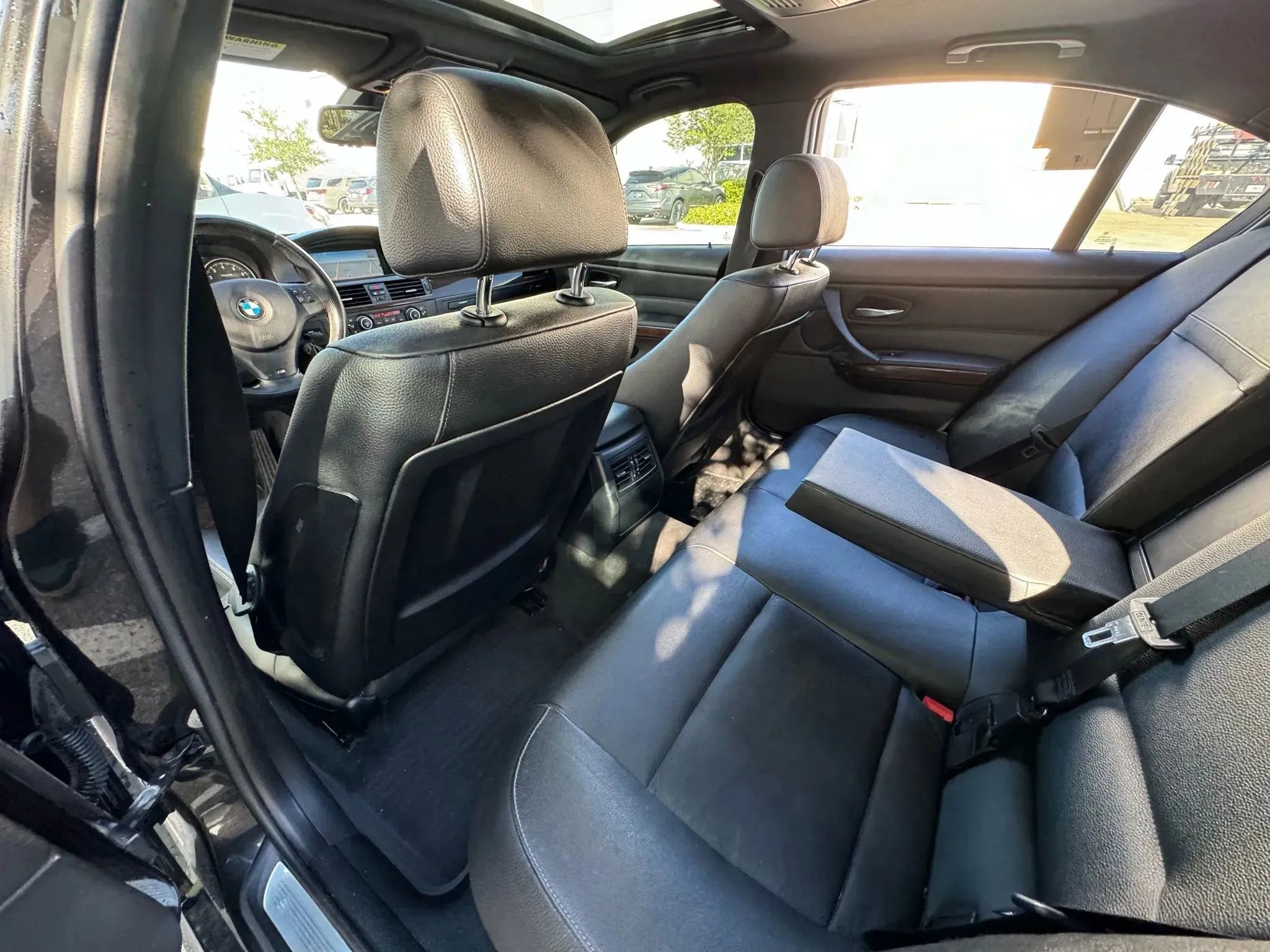 Used 2011 BMW 335i xDrive Sedan image 31