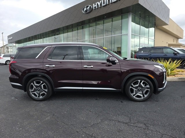 Used 2023 Hyundai Palisade SEL w/ Premium Package image 25