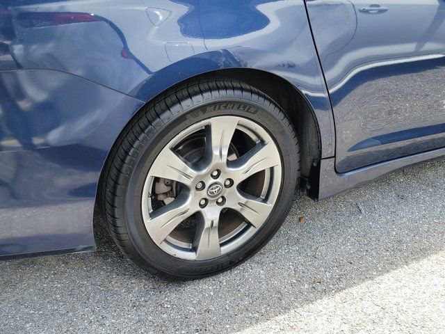 Used 2019 Toyota Sienna SE w/ SE Preferred Package FWD image 7