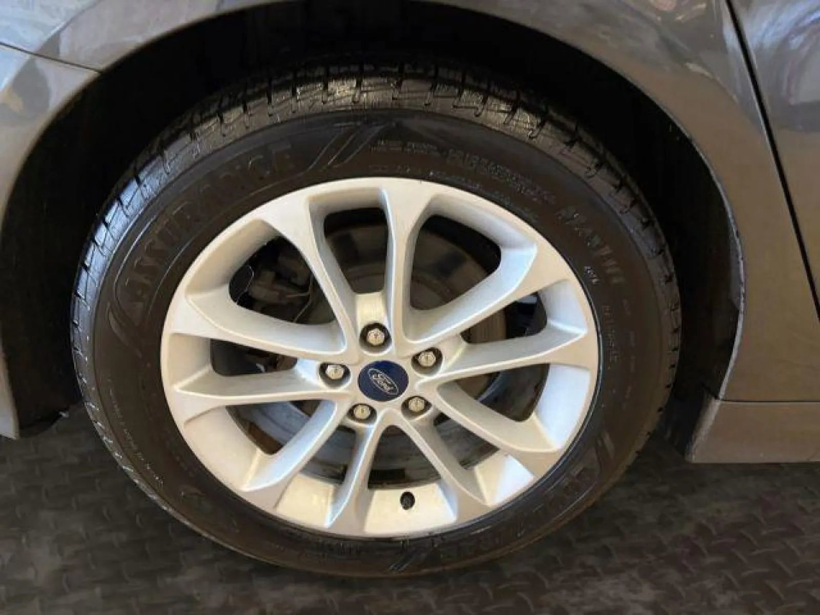 Used 2019 Ford Fusion SE image 33