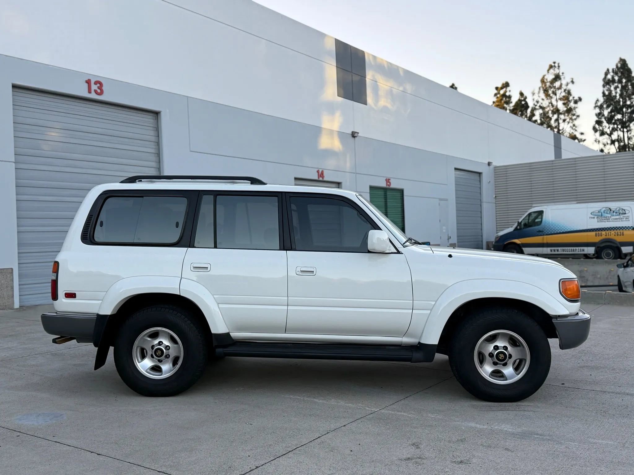 Used 1994 Toyota Land Cruiser image 17