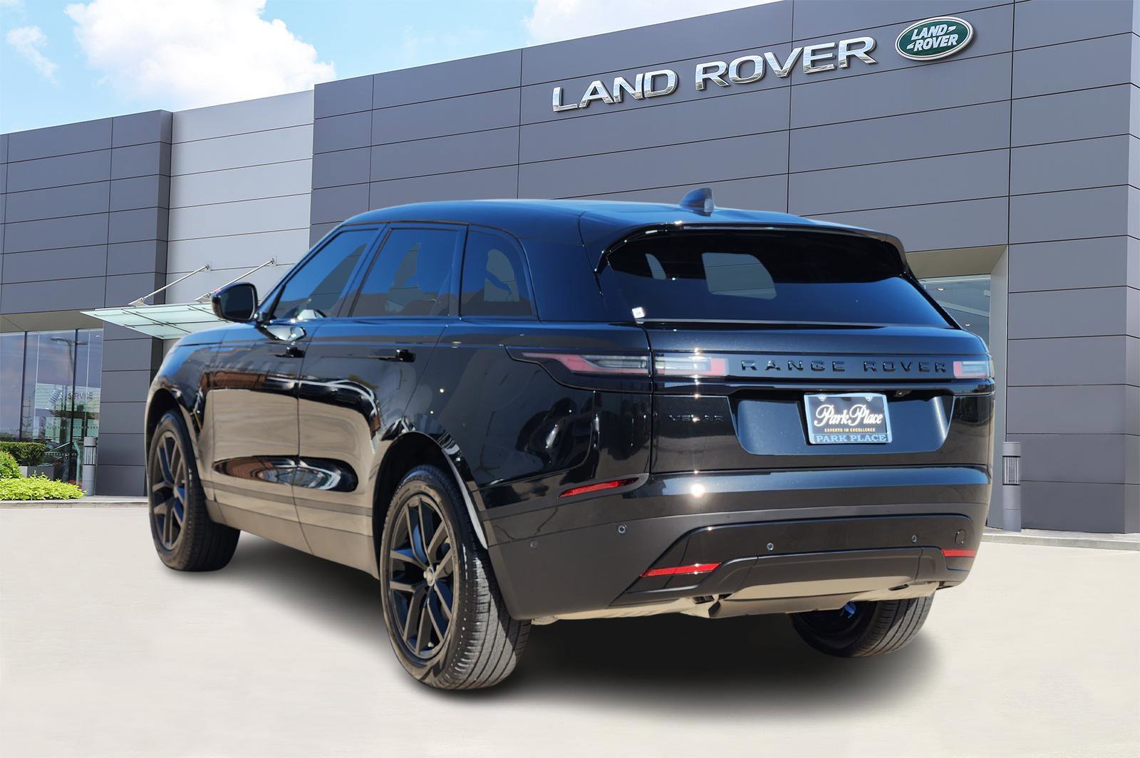 New 2026 Land Rover Range Rover Velar S image 4