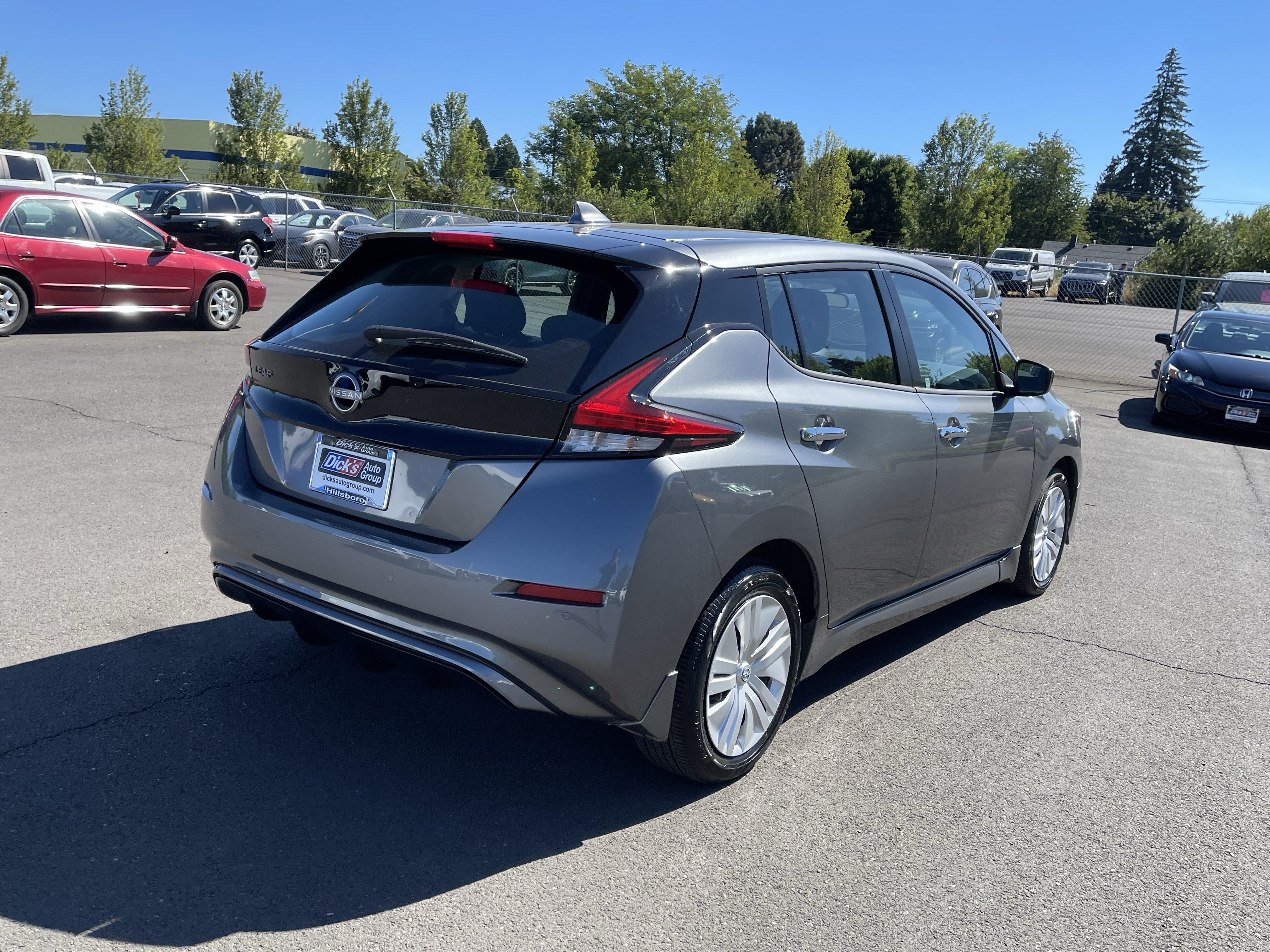 Used 2025 Nissan Leaf S FWD image 5