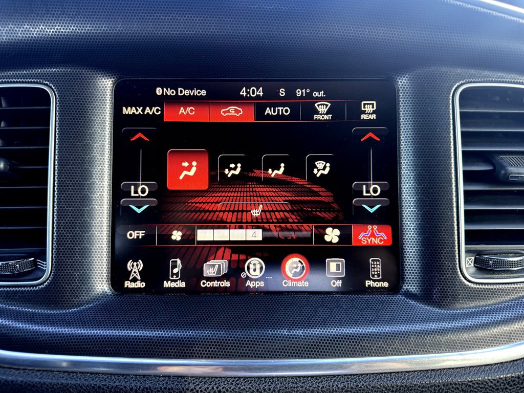 Used 2015 Dodge Charger R/T RWD image 5