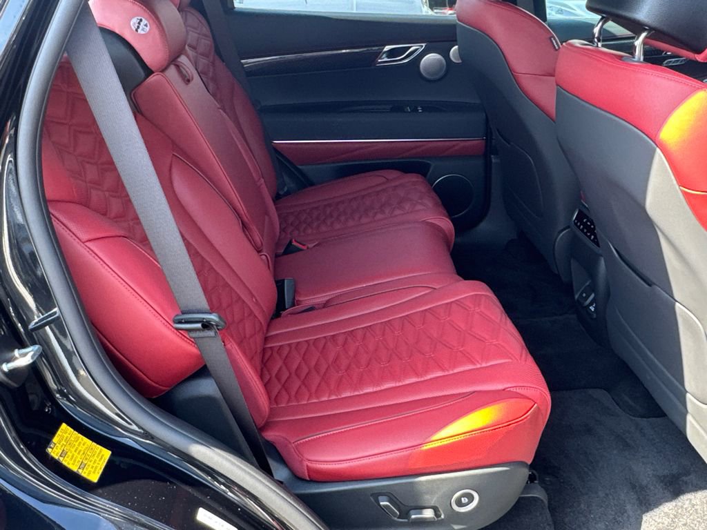 Used 2025 Genesis GV80 3.5T e-SC image 15