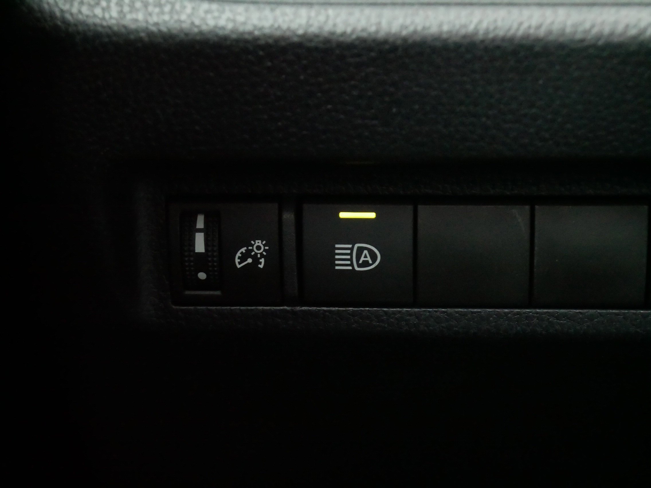 Certified 2025 Toyota RAV4 XLE Premium image 27