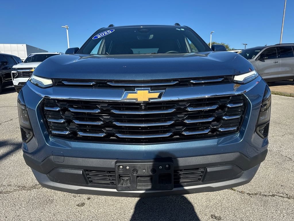 Used 2025 Chevrolet Equinox LT w/ Convenience Package II image 10
