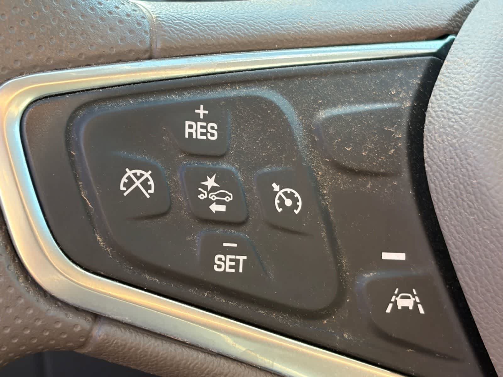 Used 2023 Chevrolet Malibu LT FWD image 9