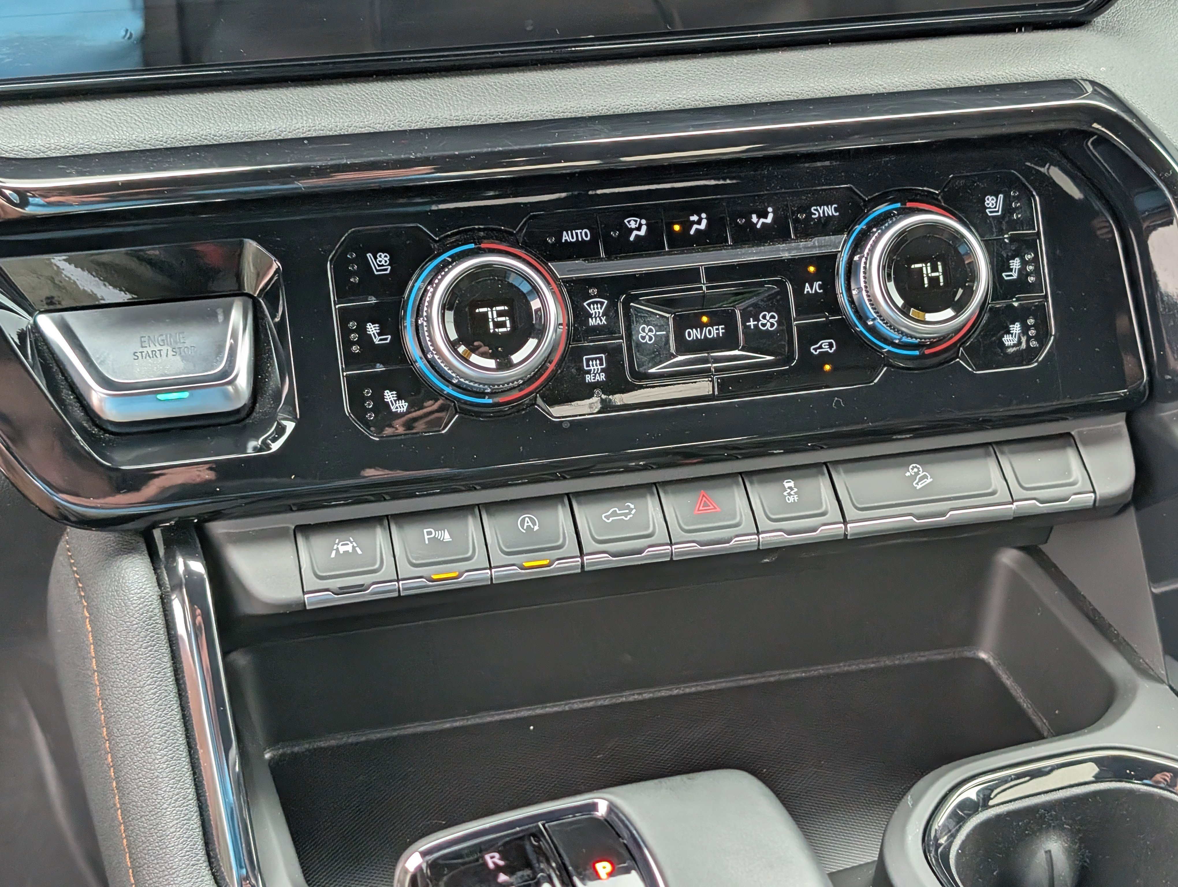 Used 2024 GMC Sierra 1500 AT4 w/ Technology Package image 27