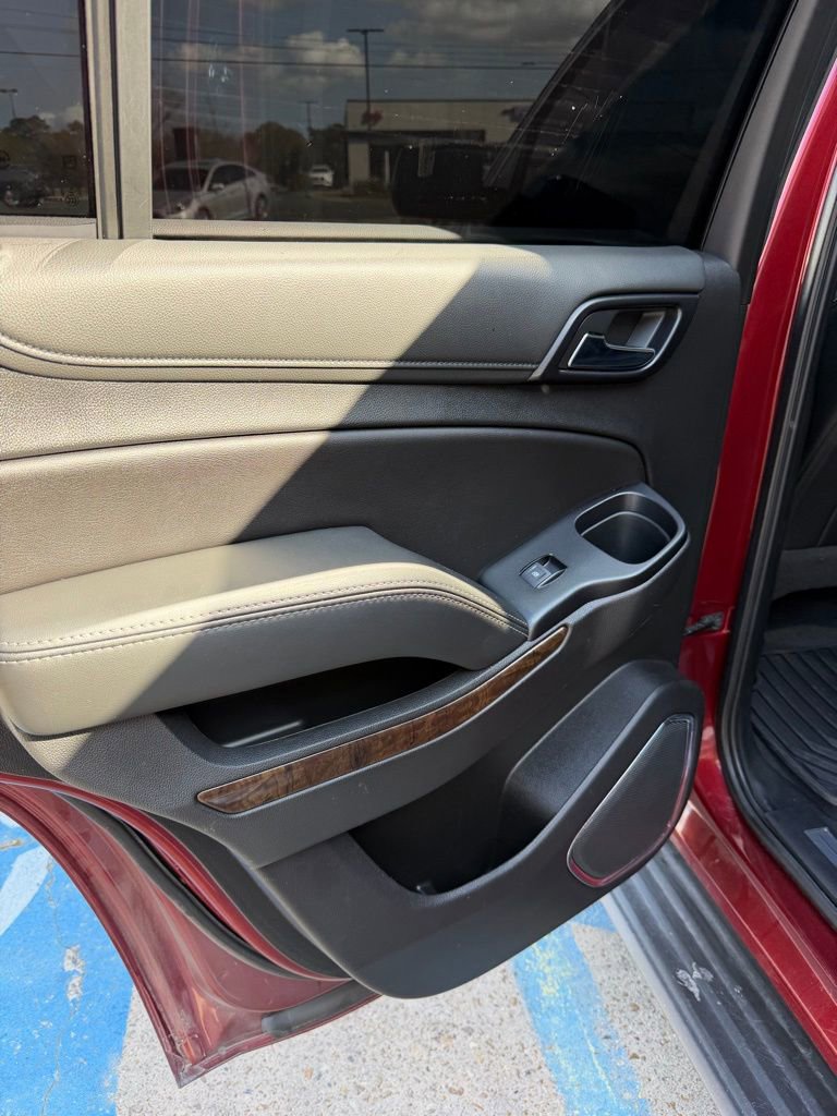 Used 2019 Chevrolet Tahoe LT w/ Luxury Package image 9