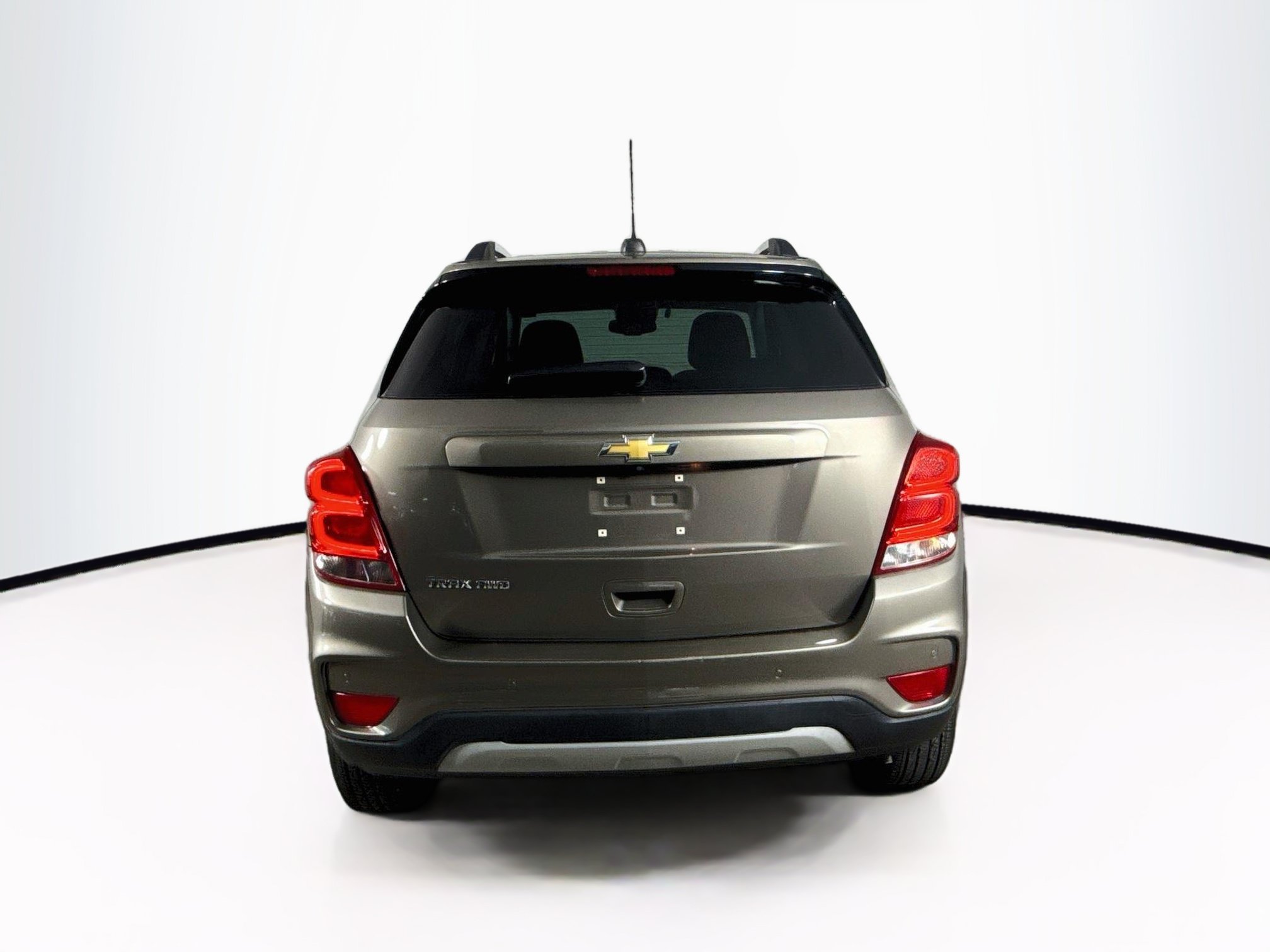 Used 2022 Chevrolet Trax LT w/ Driver Confidence Package AWD/4WD image 29