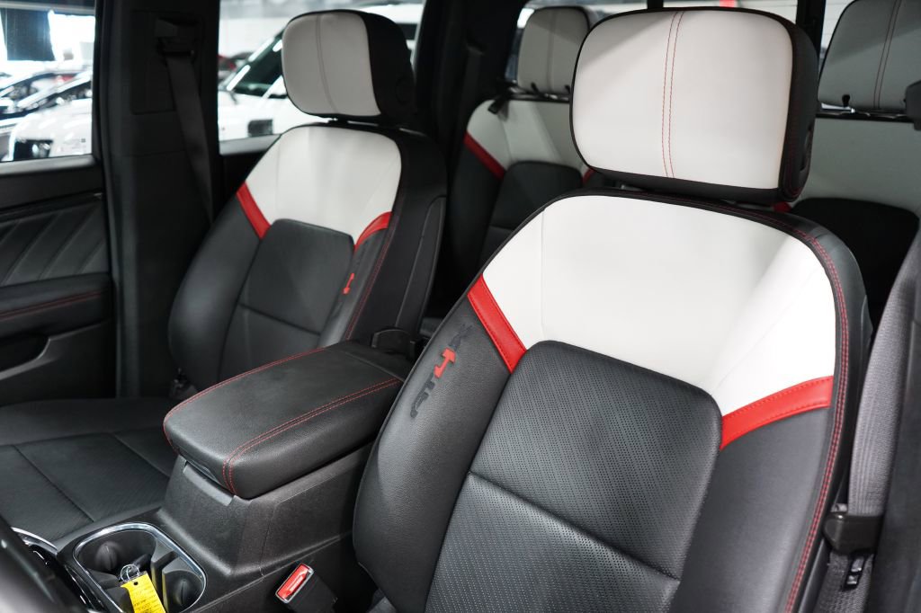 Used 2023 GMC Canyon AT4X w/ Edition 1 AWD/4WD image 11