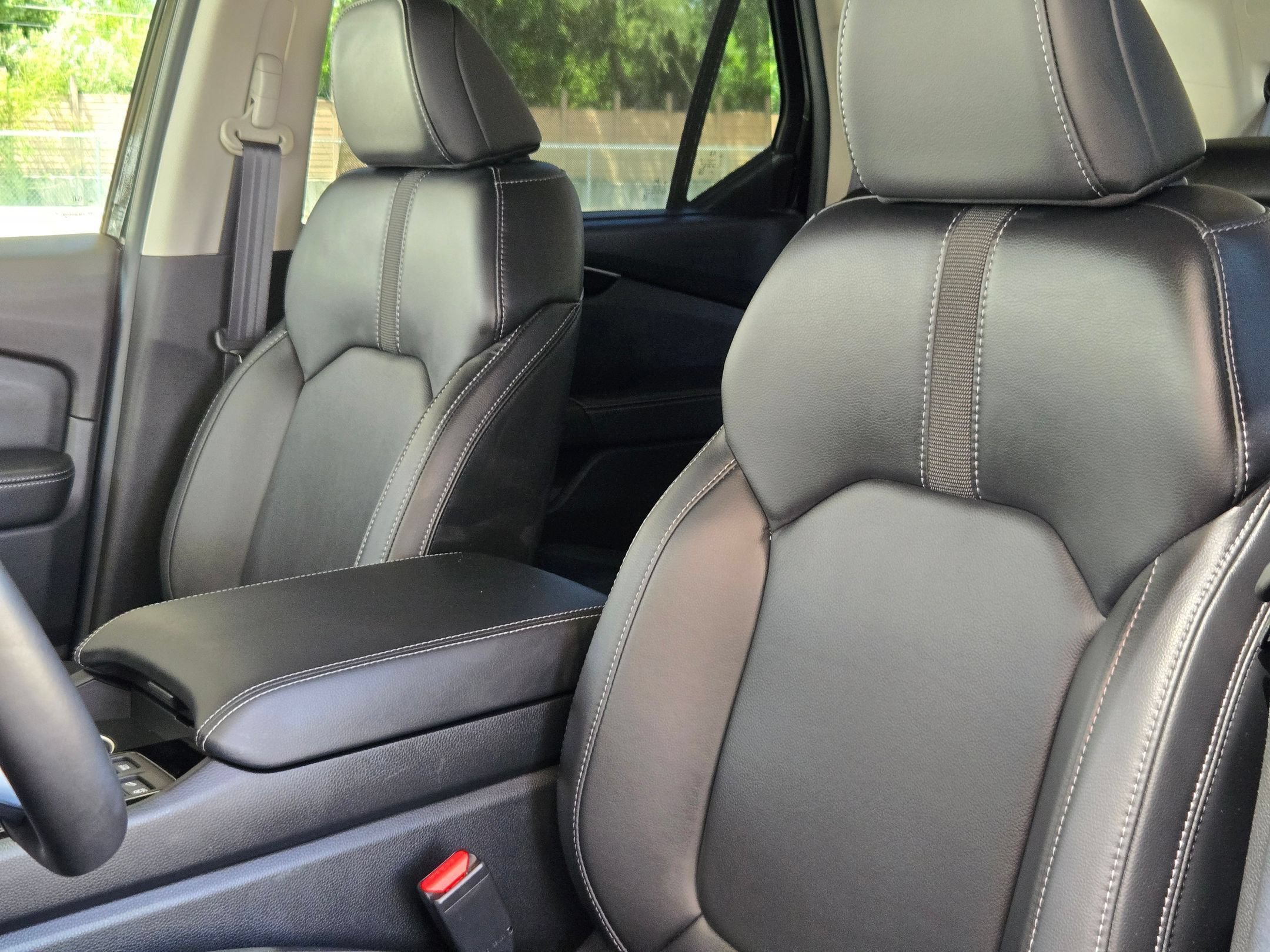 Used 2025 Honda Pilot EX-L image 13