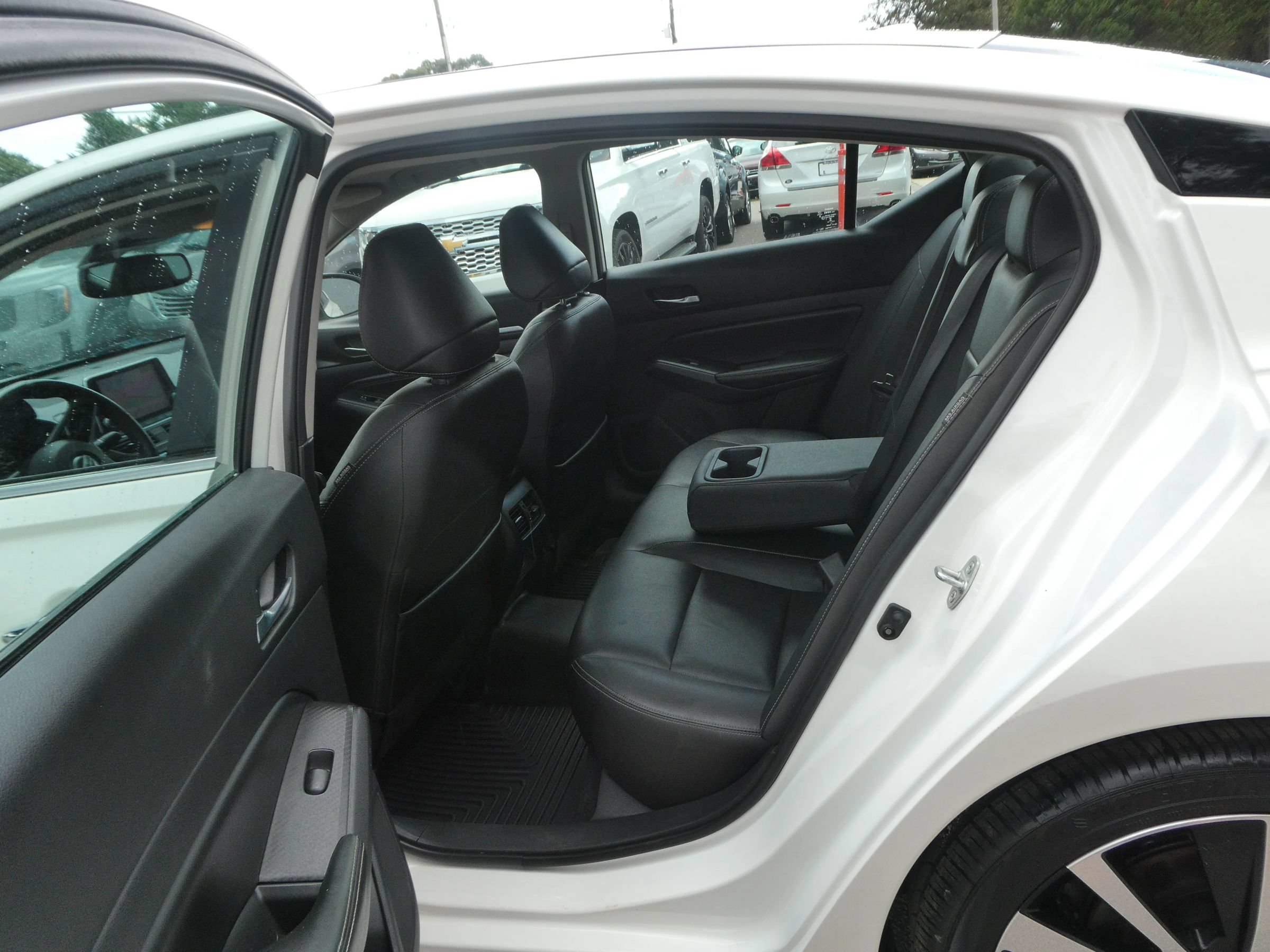 Used 2019 Nissan Altima 2.5 Platinum FWD image 32