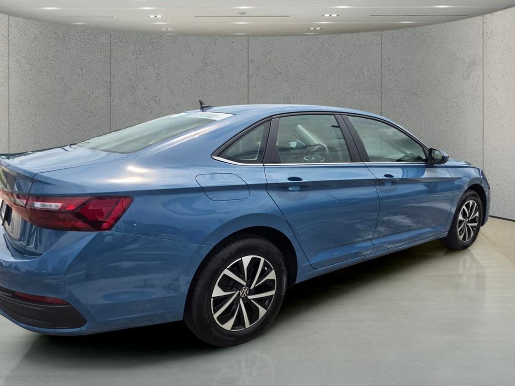 Used 2026 Volkswagen Jetta S FWD image 4