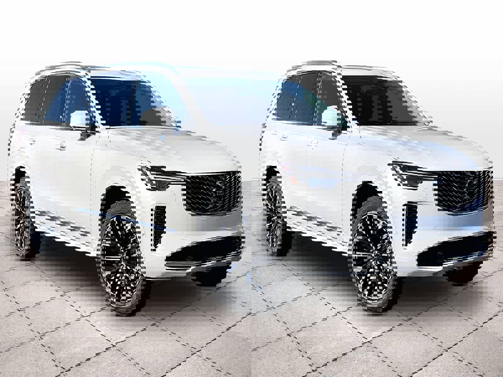 New 2026 Volvo XC90 T8 Plus w/ Protection Package image 2