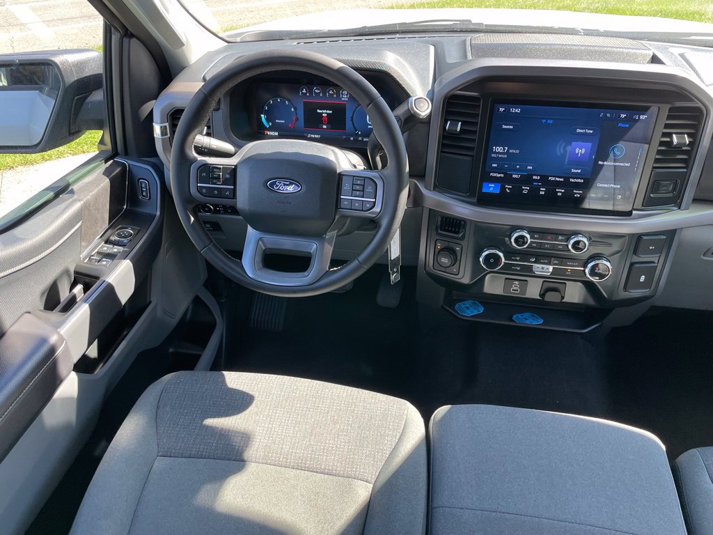Used 2025 Ford F150 XLT w/ Equipment Group 301A Standard AWD/4WD image 9