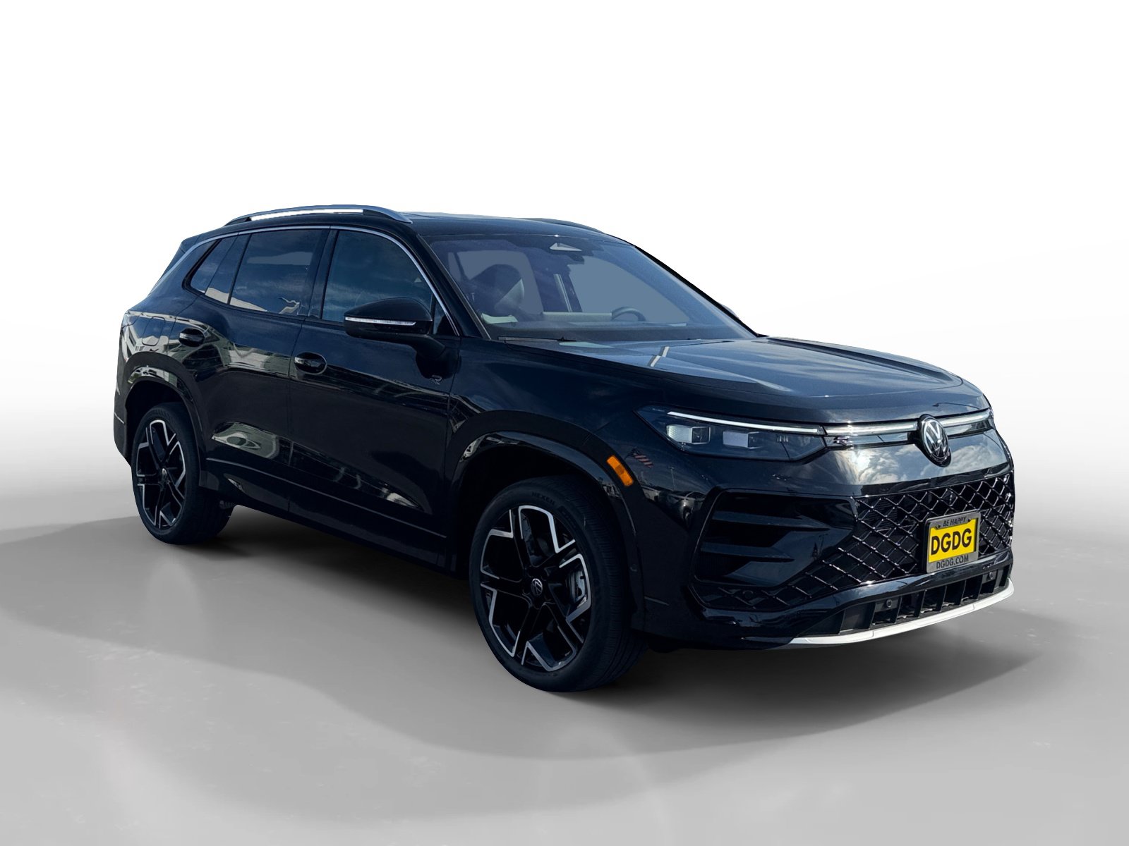 New 2026 Volkswagen Tiguan SEL R-Line AWD/4WD image 7