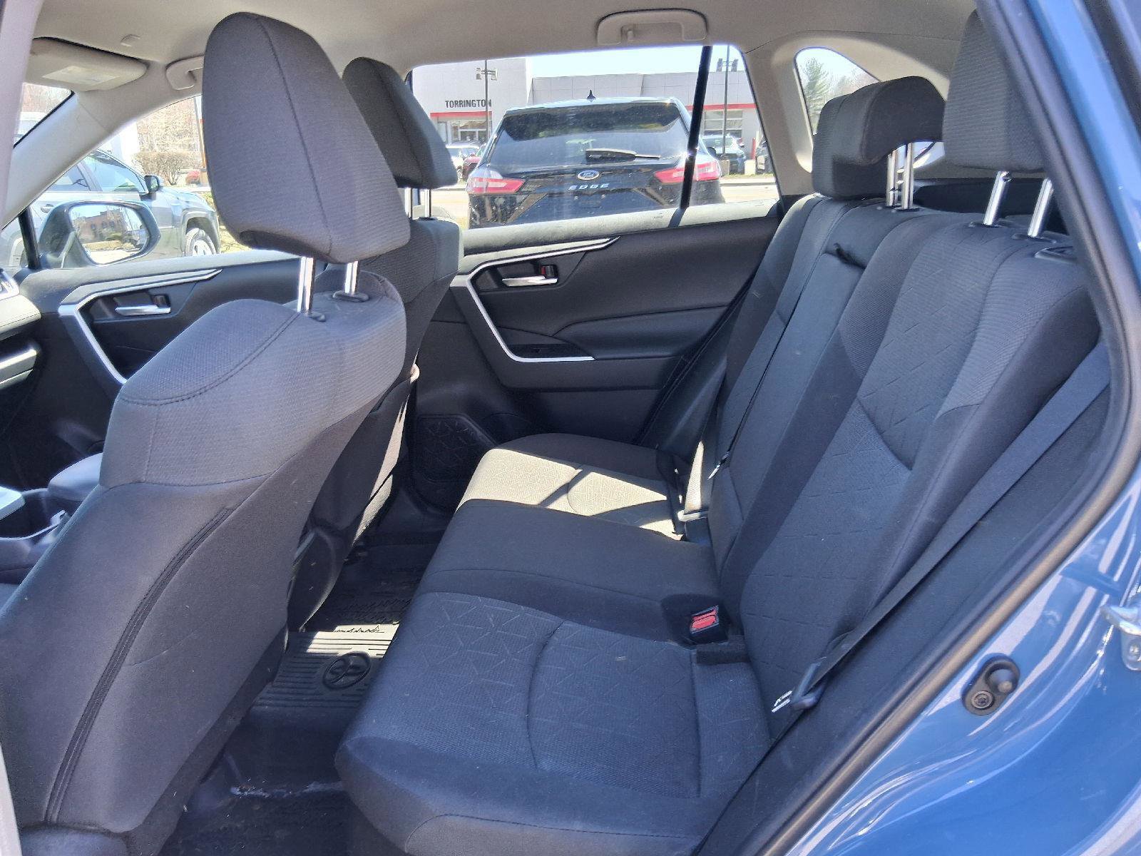 Used 2023 Toyota RAV4 AWD Hybrid image 21