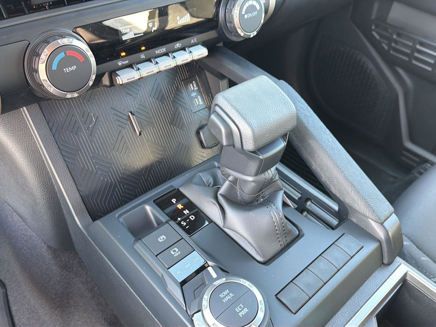 New 2026 Toyota Tacoma SR5 AWD/4WD image 27