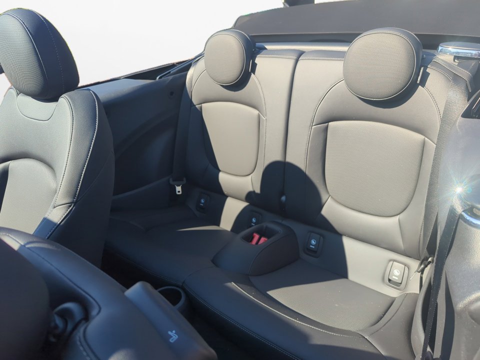 Certified 2023 MINI Cooper S image 12