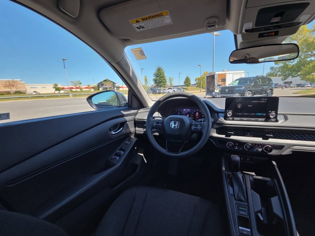 Used 2023 Honda Accord LX image 20