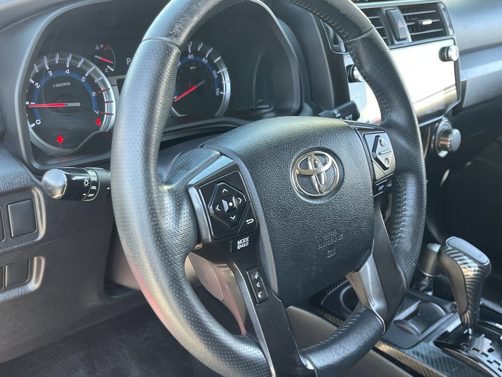 Used 2017 Toyota 4Runner TRD Off-Road Premium AWD/4WD image 24