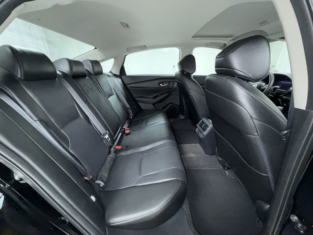 Used 2024 Honda Accord Touring image 17