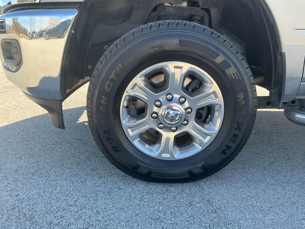 Used 2024 RAM 3500 Big Horn image 10