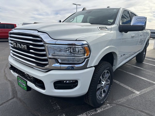 Used 2024 RAM 2500 Limited w/ Towing Technology Group image 3