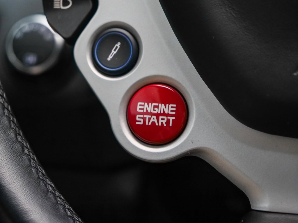 Certified 2015 Ferrari FF image 42