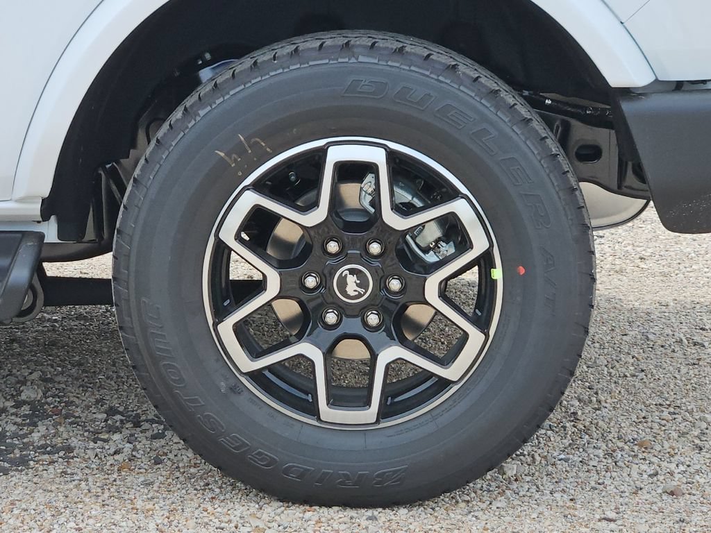 New 2026 Ford Bronco Outer Banks AWD/4WD image 27
