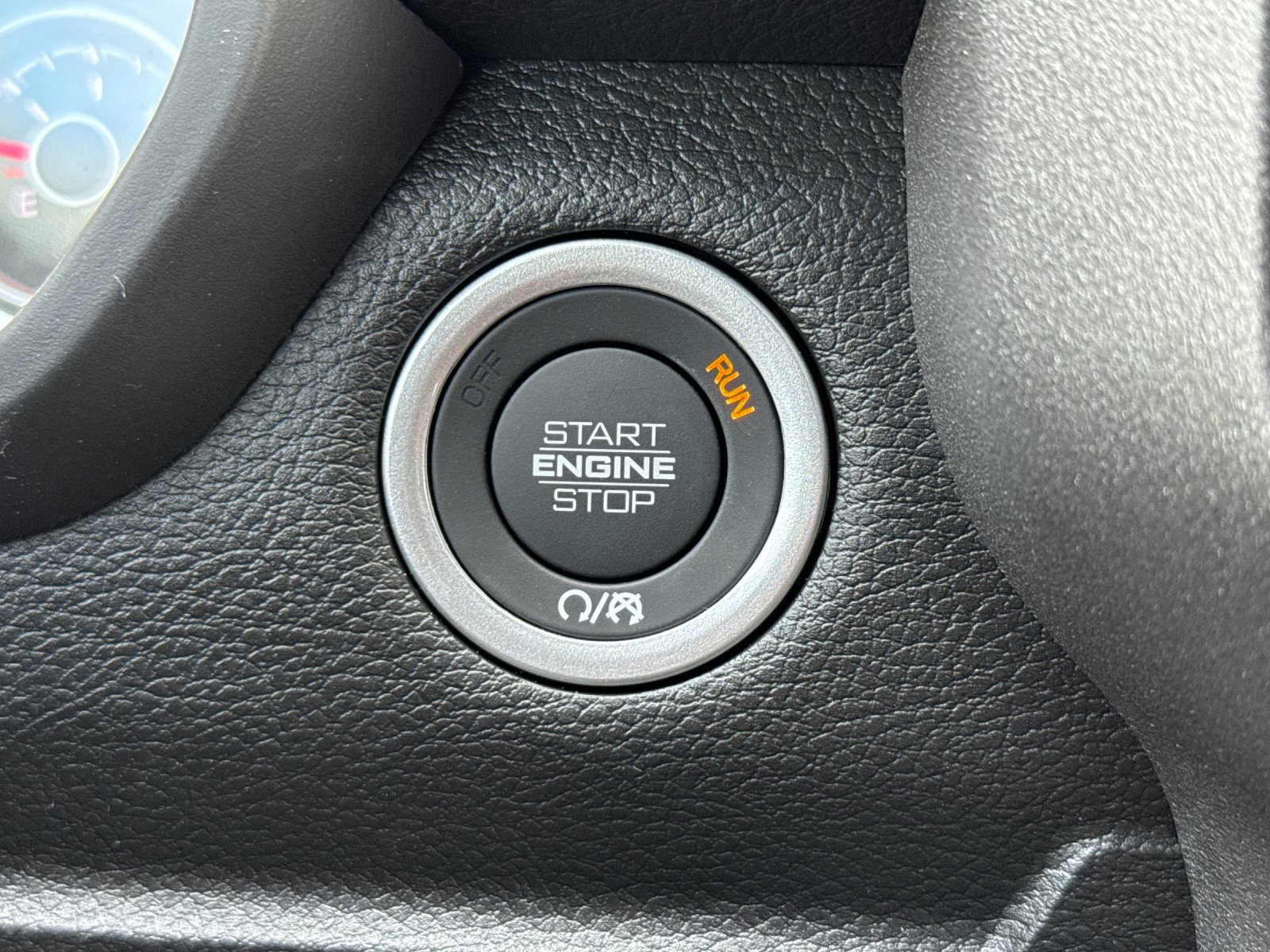 New 2026 RAM 1500 Express AWD/4WD image 21