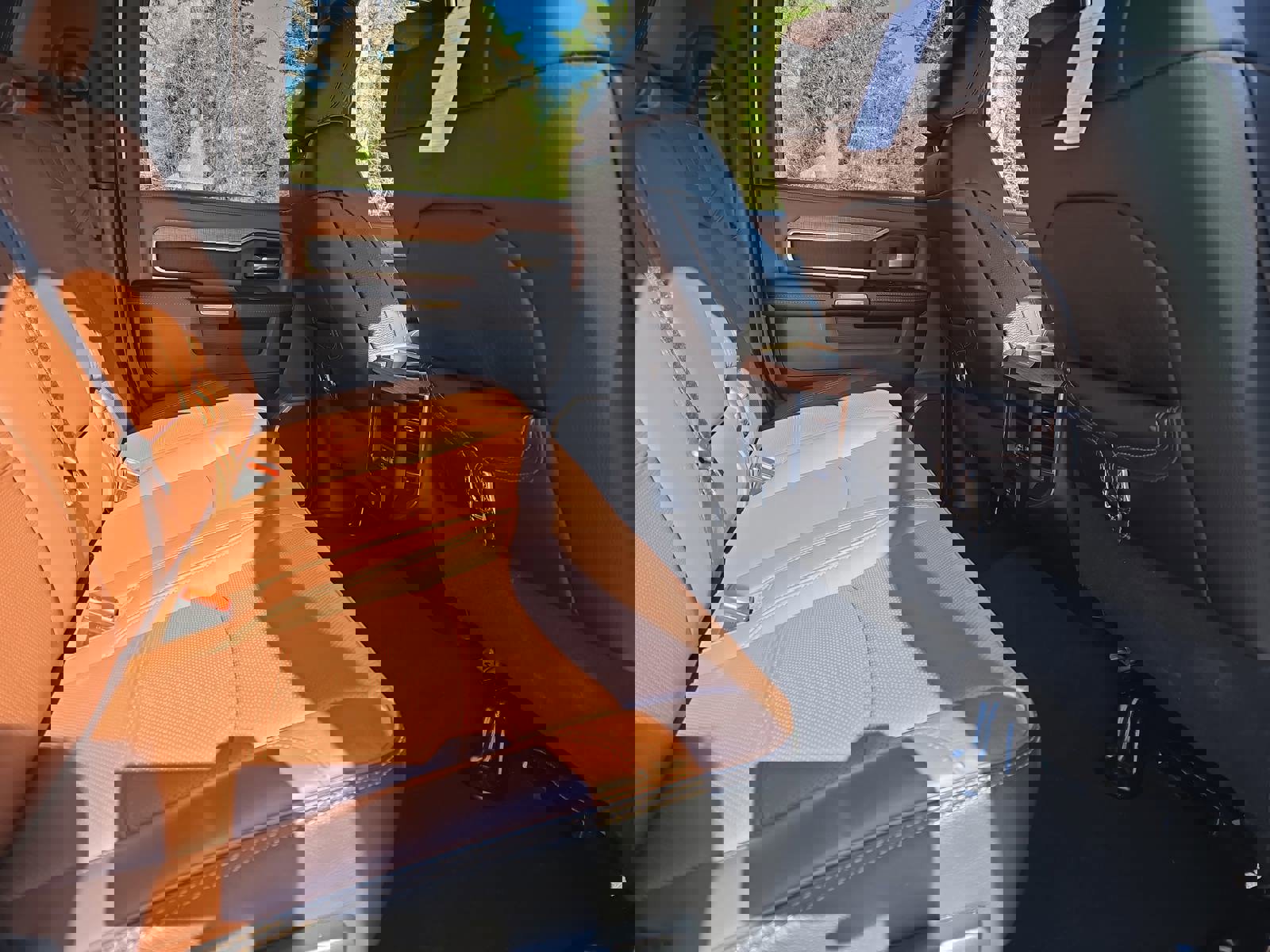 Used 2024 RAM 2500 Limited w/ Safety Group image 12