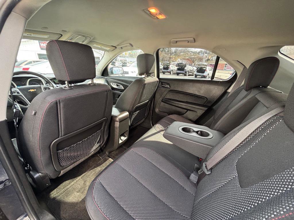 Used 2017 Chevrolet Equinox LT image 26