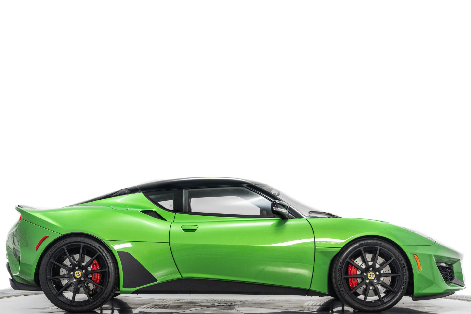 Used 2021 Lotus Evora image 2