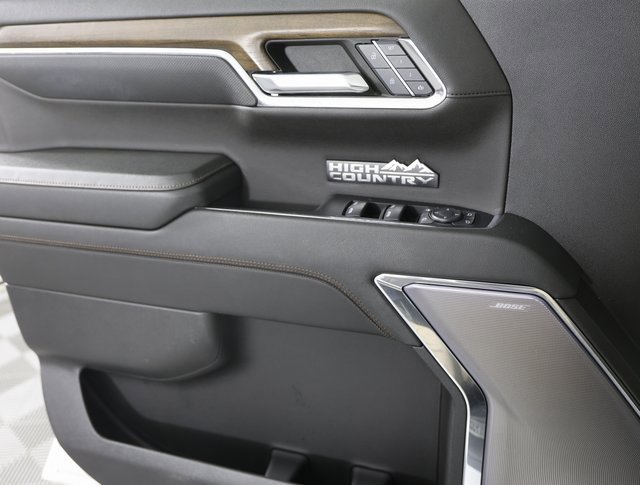 Used 2024 Chevrolet Silverado 1500 High Country w/ Technology Package image 29