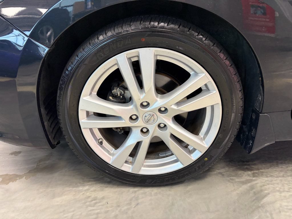 Used 2017 Nissan Altima 3.5 SL w/ 3.5SL Technology Package FWD image 25
