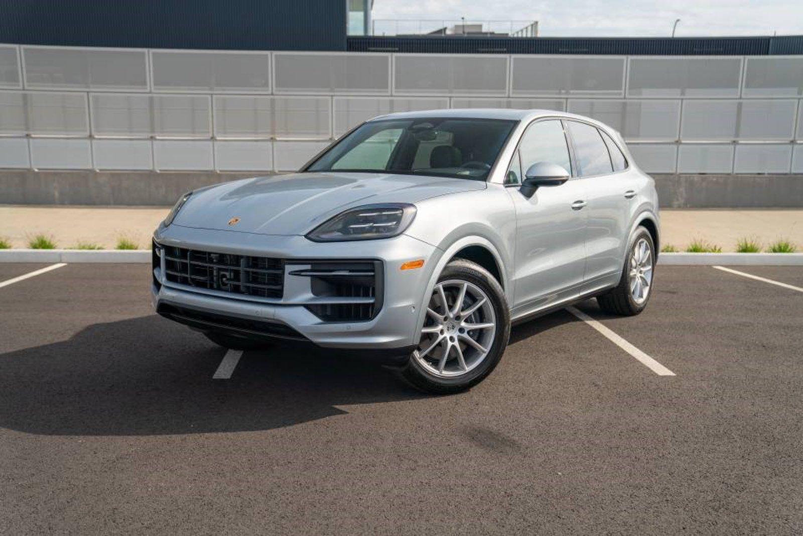 New 2026 Porsche Cayenne AWD/4WD image 1