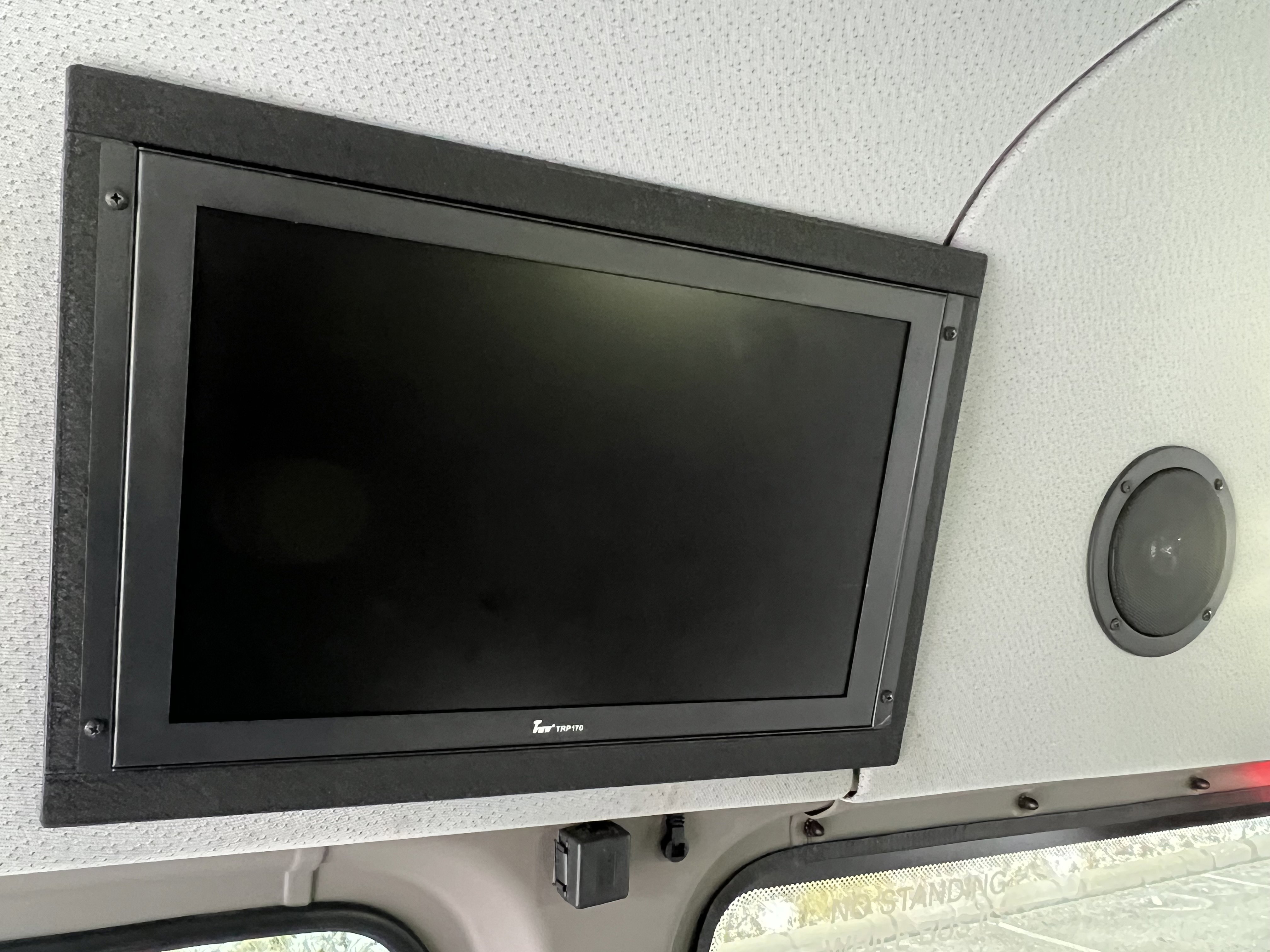 Used 2013 Freightliner Sprinter 3500 image 24