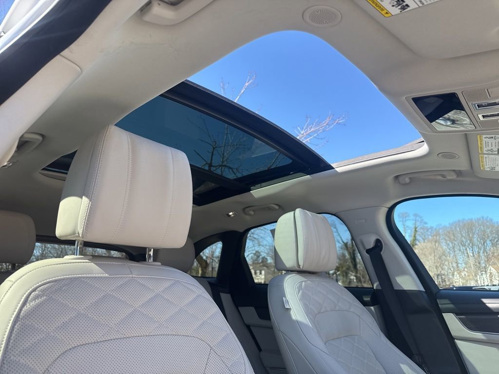 Used 2021 Jaguar F-PACE S image 34