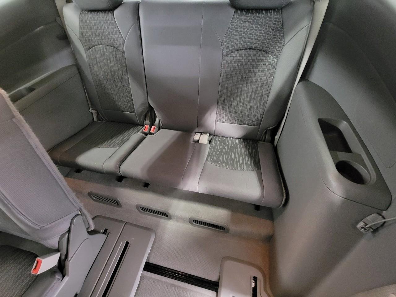 Used 2014 Chevrolet Traverse LT image 26